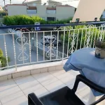Leventis Apartment *