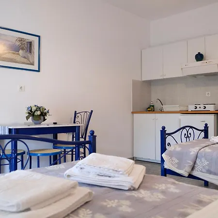 Leventis Апартаменты Ровиес